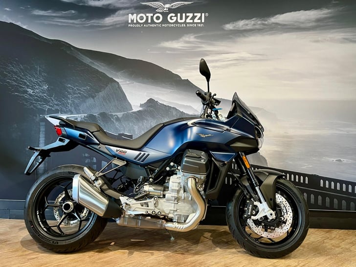 Moto Guzzi V100 MANDELLO 1042