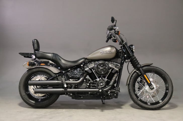 Harley-Davidson SOFTAIL FXBB STREET BOB