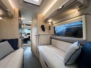 Used Elddis AUTOQUEST CV40 AUTOQUEST CV40 for sale in Wythall | Image 2