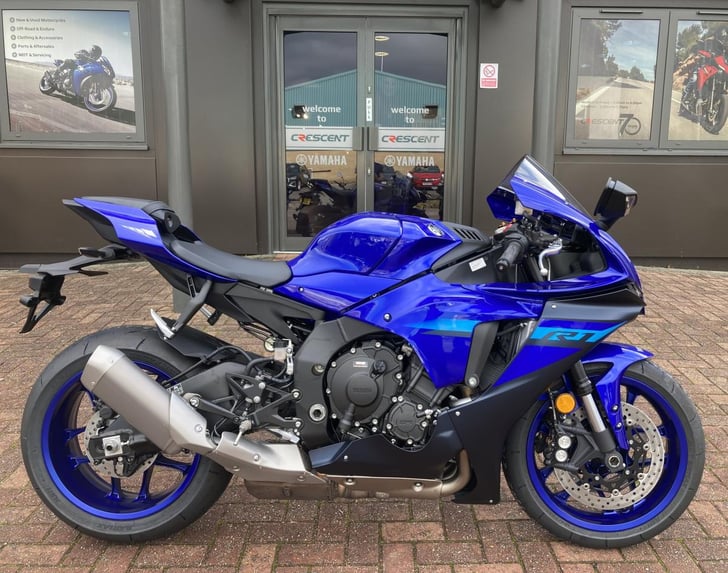 YAMAHA YZF-R1