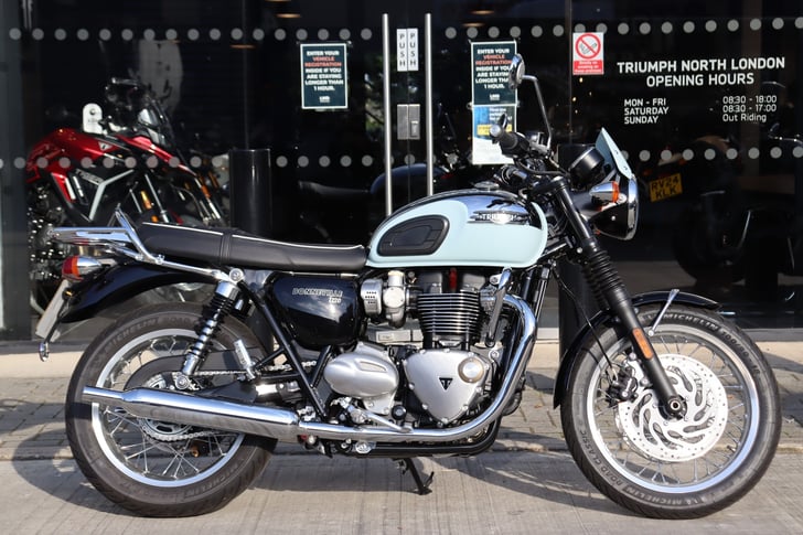 Triumph BONNEVILLE T120