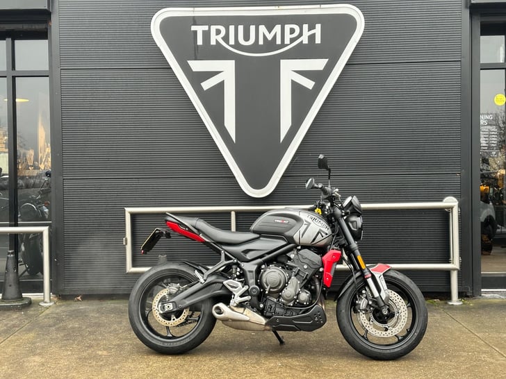 Triumph TRIDENT 660