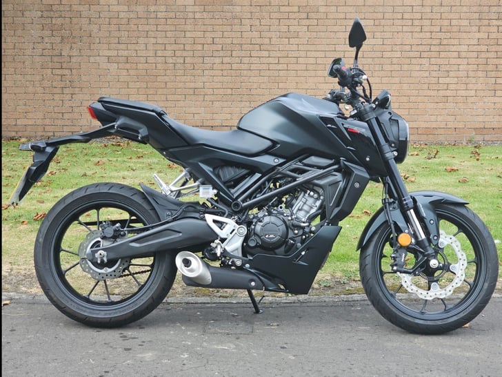 Honda CB125R