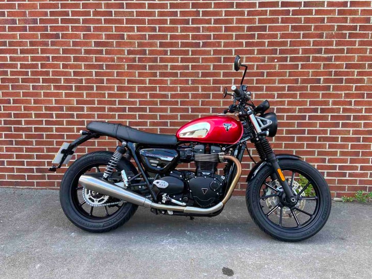 Triumph SPEED TWIN 900