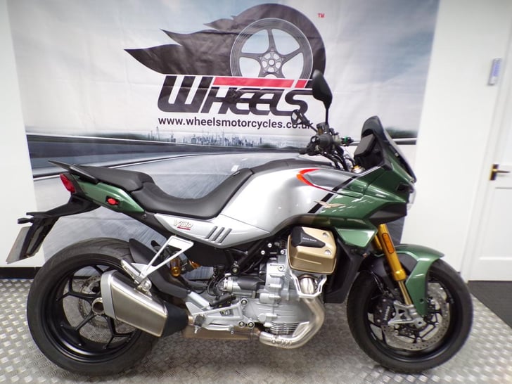Moto Guzzi V100 Mandello S