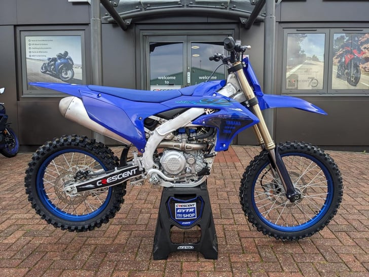 YAMAHA YZ 450F