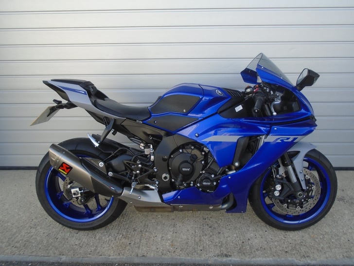 Yamaha YZF-R1