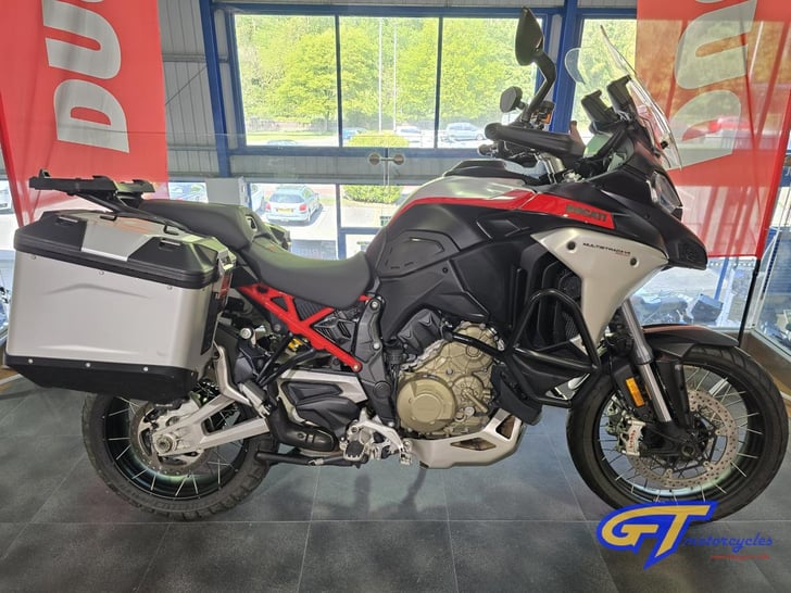 Ducati MUTLISTRADA V4 RALLY RADAR SPOKED WHEELS 