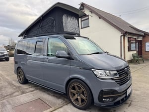 Used Volkswagen TRANSPORTER TRANSPORTER for sale in Preston | Image 2