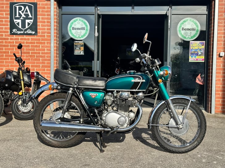 Honda CB250