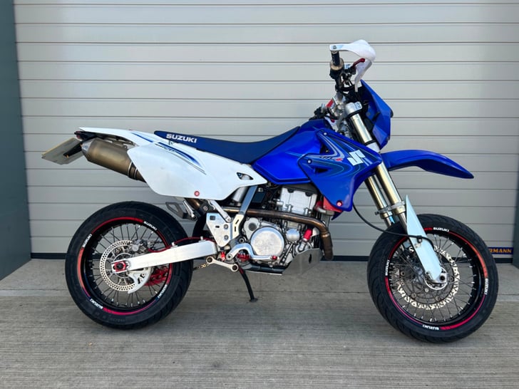 Suzuki DRZ400SM