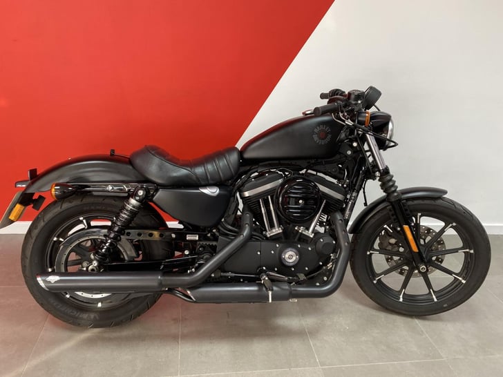 Harley-Davidson XL 883 N IRON 19 