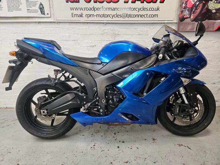 Kawasaki ZX-6R 600 NINJA