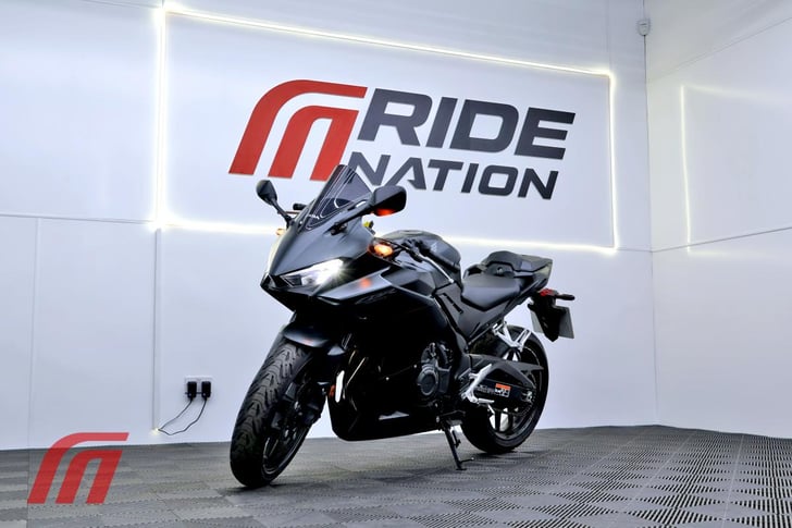 Honda CBR 500 RA-R 