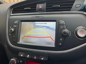 Used Kia PROCEED PROCEED 1.6 T-GDI GT EURO 6 3DR for sale in Chesterfield | Image 2