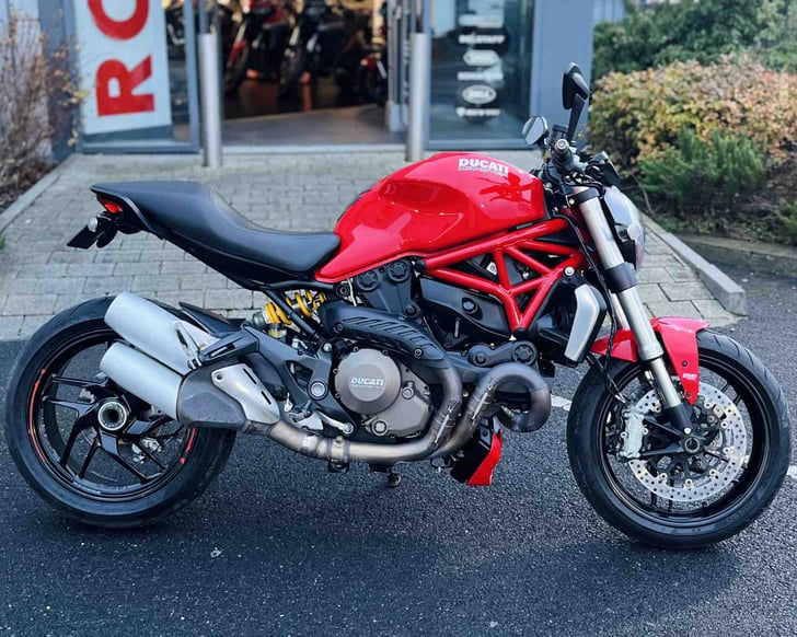DUCATI MONSTER 1200
