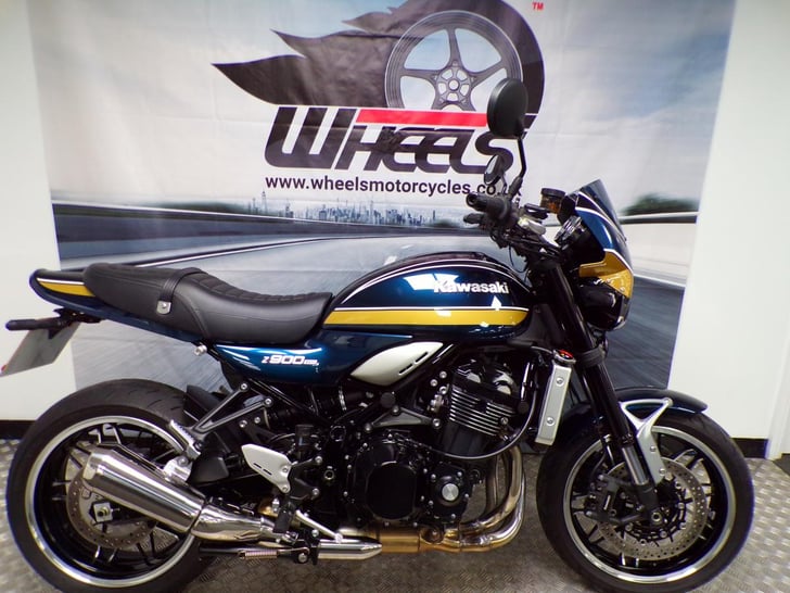 Kawasaki Z900RS