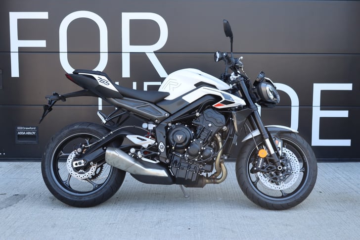 Triumph STREET TRIPLE 765 R