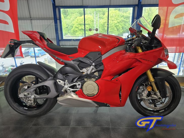 Ducati PANIGALE V4 S