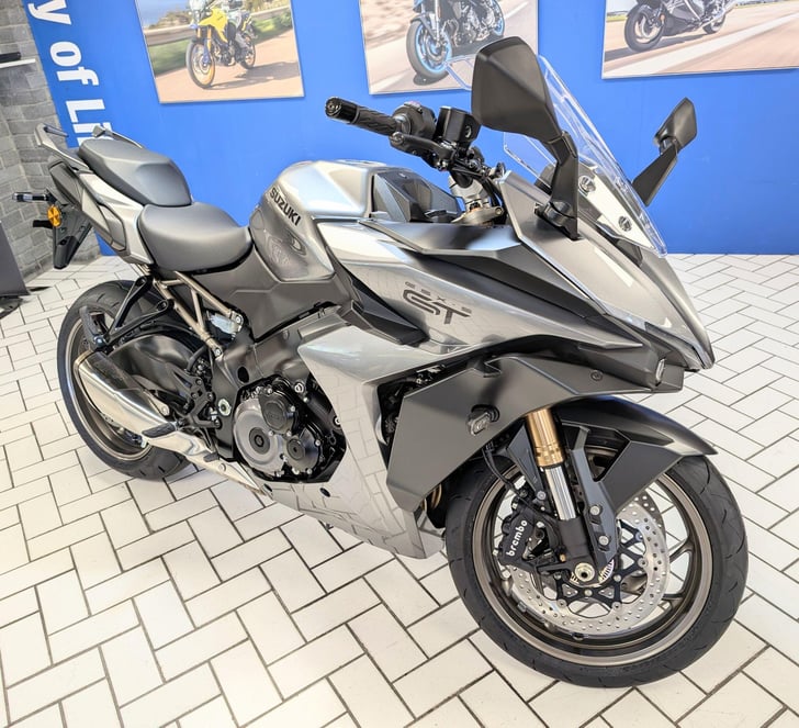 Suzuki GSX-S1000GT 1000