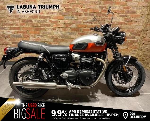 TRIUMPH BONNEVILLE T100