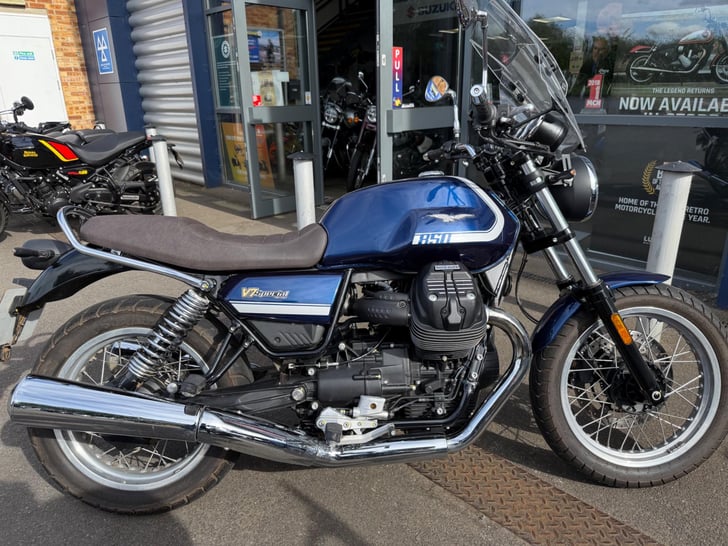 Moto Guzzi V7 853 IV SPECIAL