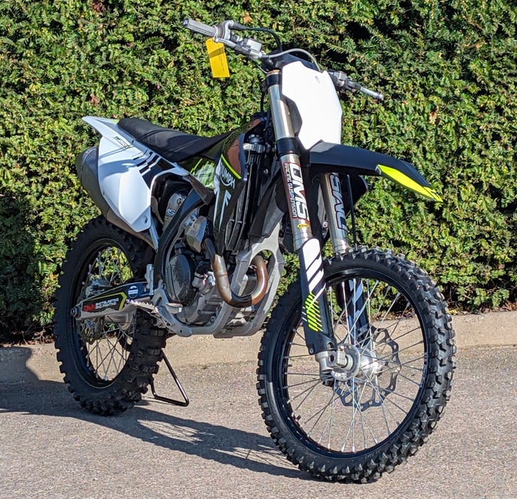 TRIUMPH TF 250-X