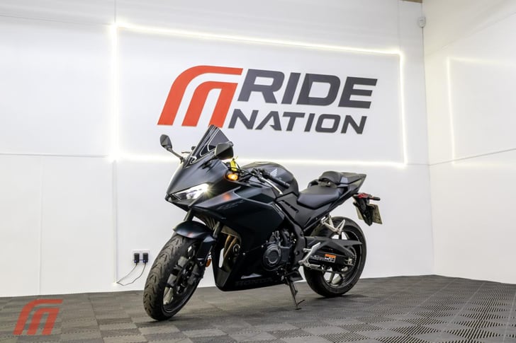 Honda CBR 500 RA-R 