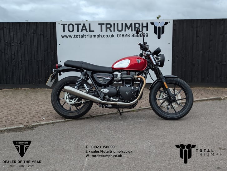 TRIUMPH SPEED TWIN 900