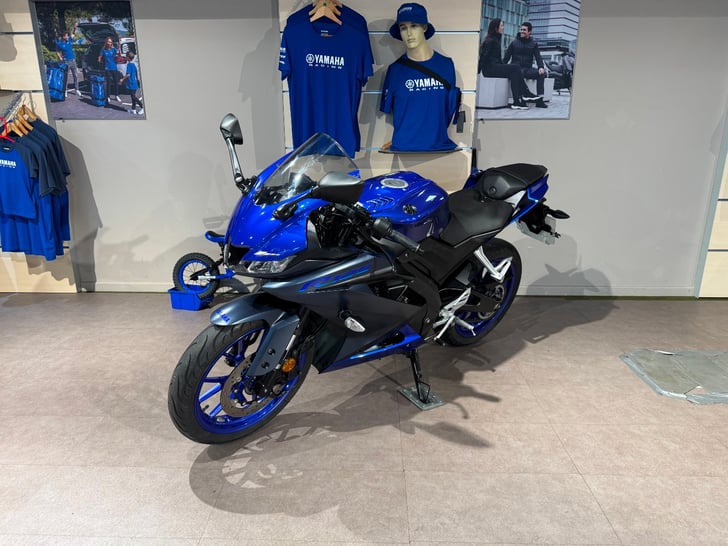 Yamaha YZF R125