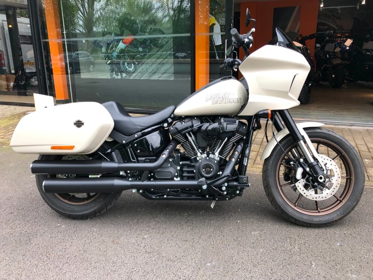 Harley-Davidson Low Rider® ST