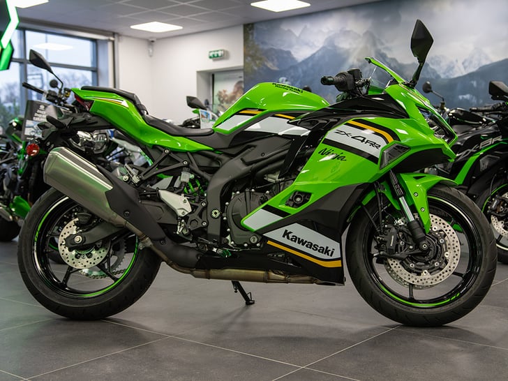 Kawasaki NINJA ZX-4RR