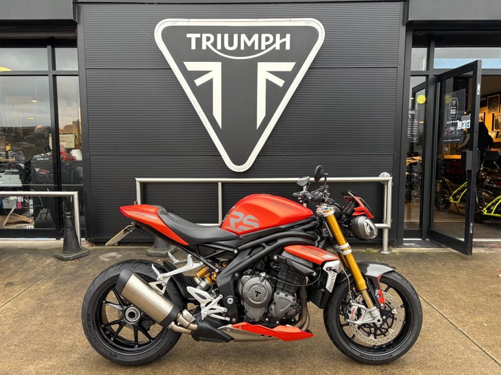 Triumph SPEED TRIPLE 1200 1160 RS