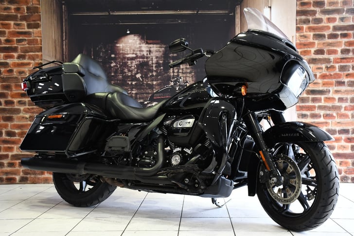 Harley-Davidson TOURING FLTRK ROAD GLIDE LIMITED