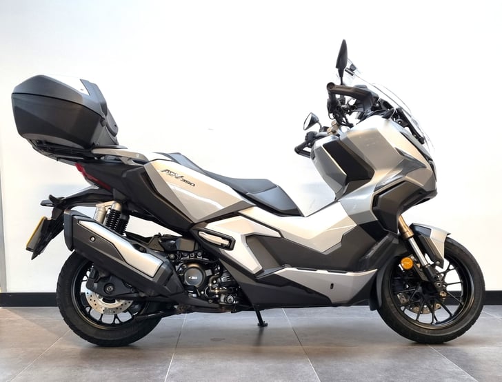 Honda ADV 350