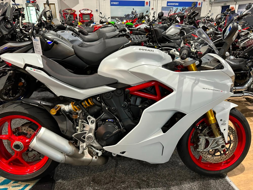 Used ducati deals supersport