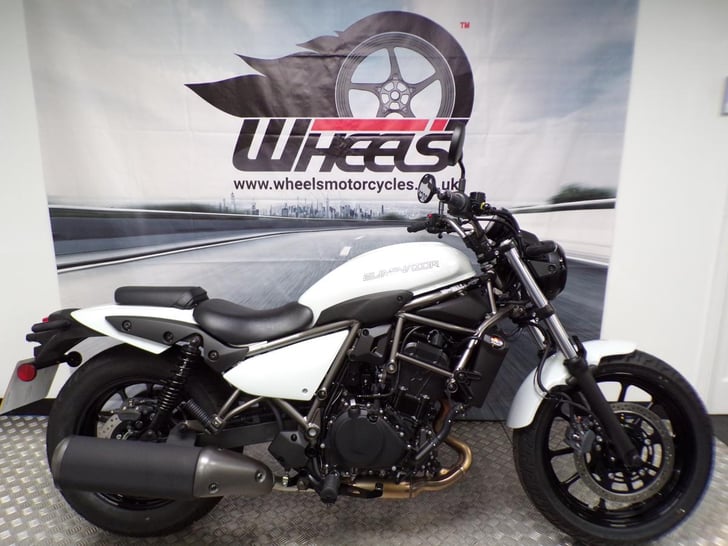 Kawasaki Eliminator 500