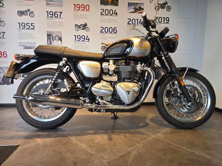 Triumph BONNEVILLE T120 ICON EDITION