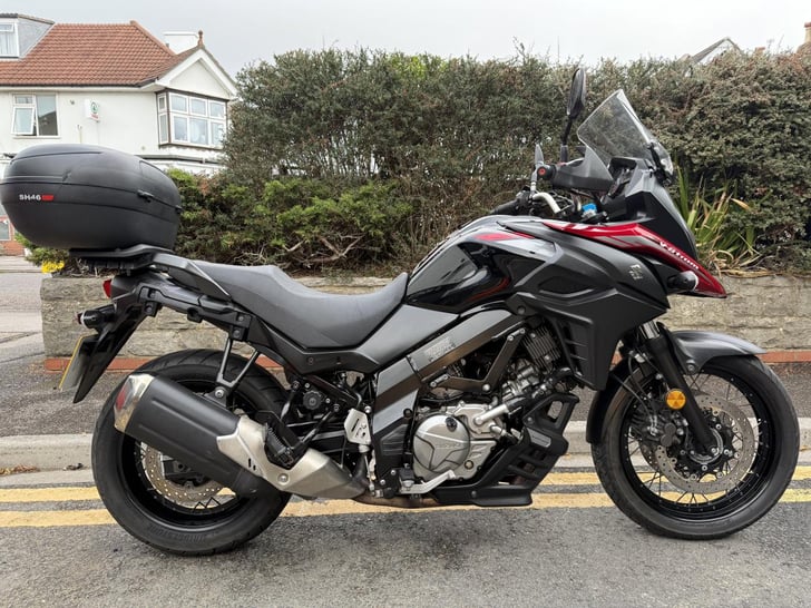 Suzuki DL650XAM1