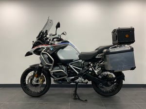 Watch video of BMW R 1250 GS ADVENTURE RALLYE TE R1250 GS ADVENTURE RALLYE TE in Newcastle