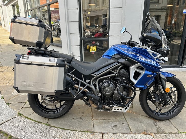 Triumph tiger 800 xrx low hot sale for sale