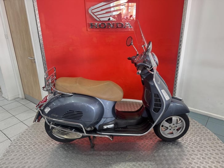 Piaggio VESPA GTS300
