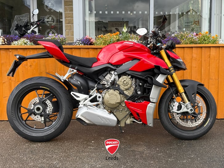 Ducati STREETFIGHTER V4 S