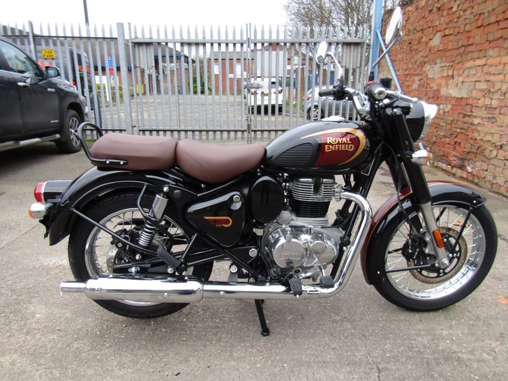 Royal Enfield CLASSIC 350 HALCYON