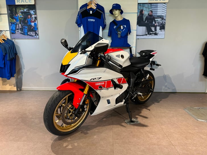 Yamaha R7 World GP 60th Anniversary