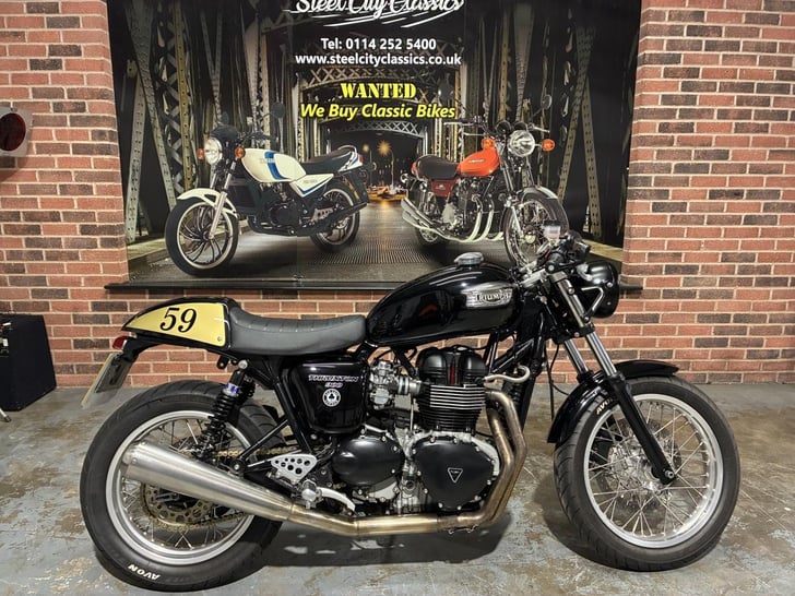 Triumph THRUXTON 1200 R