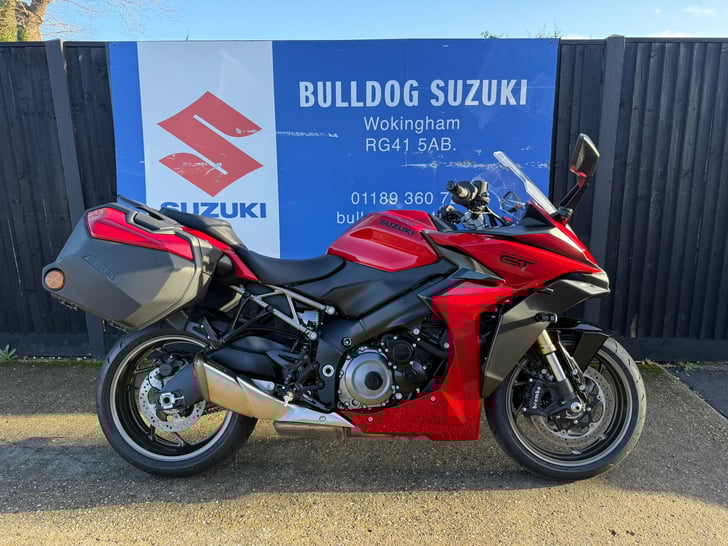Suzuki GSX-S1000GT+