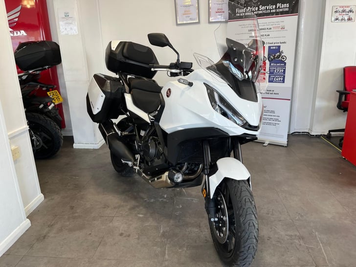 Honda NT1100