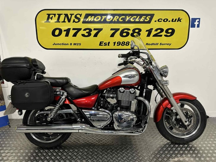 TRIUMPH THUNDERBIRD COMMANDER