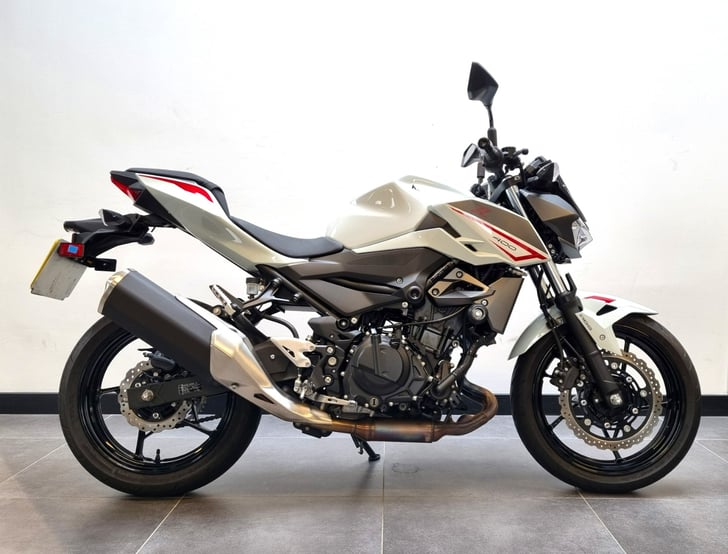 Kawasaki Z400
